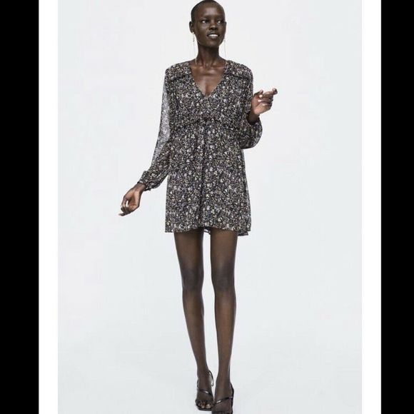 ZARA Dresses & Skirts - Zara Dress Size L Floral Ruffle Vneck